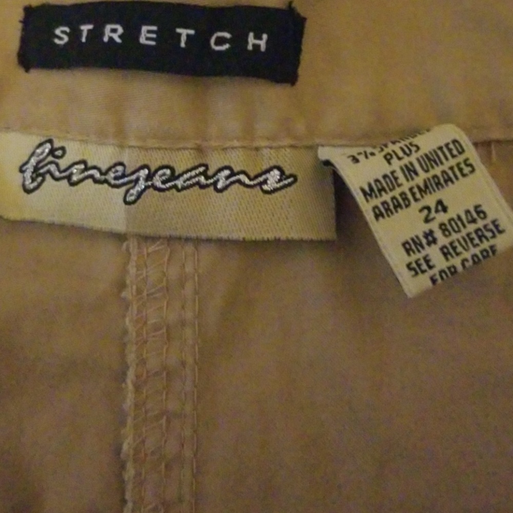 Gold capris - Picture 2 of 4